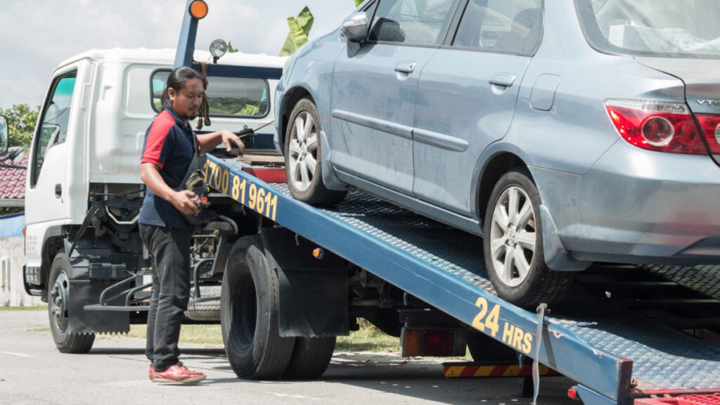 Junk Car Pick Up | The Best Ways to Get Rid of a Junk Car